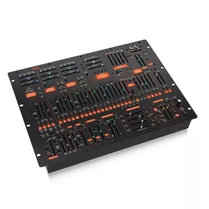 BEHRINGER 2600 - полумодульный рековый синтезатор