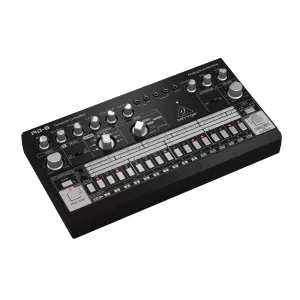 BEHRINGER RD-6-BK - аналоговая драм-машина на основе легендарной TR-606